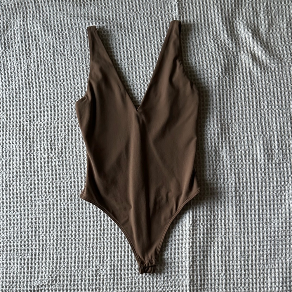 Aritzia Taupe Contour Bodysuit